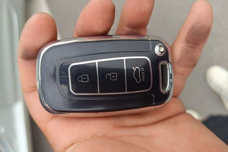 Used Hyundai Elantra (5th Generation / Langdong) 2012 1.6L Automatic Leading Model Vehicle Key