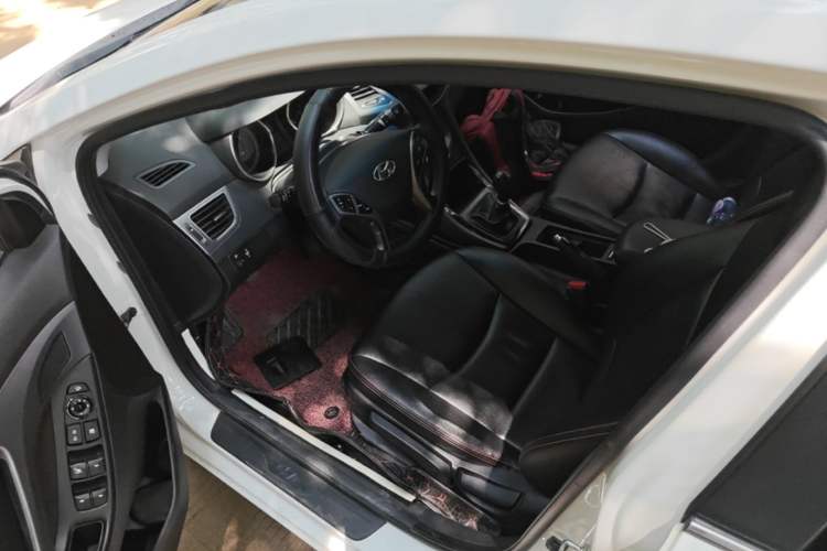 Used Hyundai Elantra (5th Generation / Langdong) 2012 1.6L Manual Leading Model Driver Seat