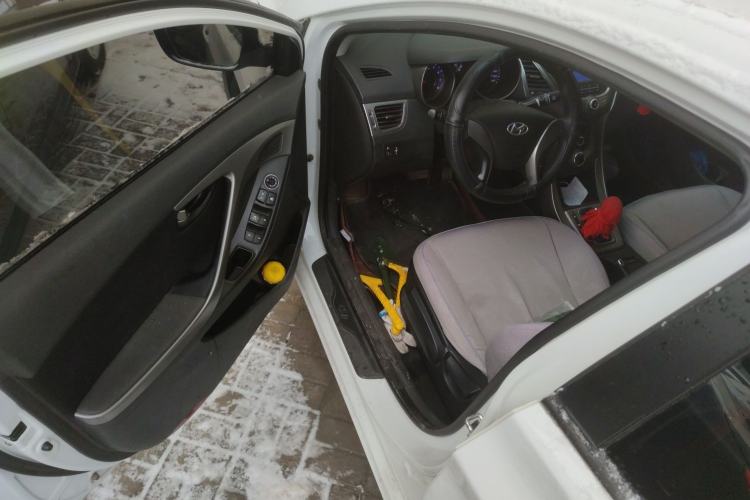 Used Hyundai Elantra (5th Generation / Langdong) 2012 1.6L Automatic Fashion Edition Driver Seat