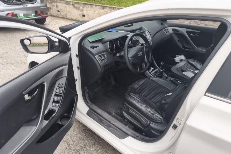 Used Hyundai Elantra (5th Generation / Langdong) 2012 1.6L Manual Leading Model Driver Seat