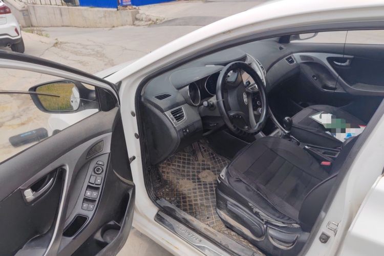 Used Hyundai Elantra (5th Generation / Langdong) 2012 1.6L Manual Leading Model Driver Seat