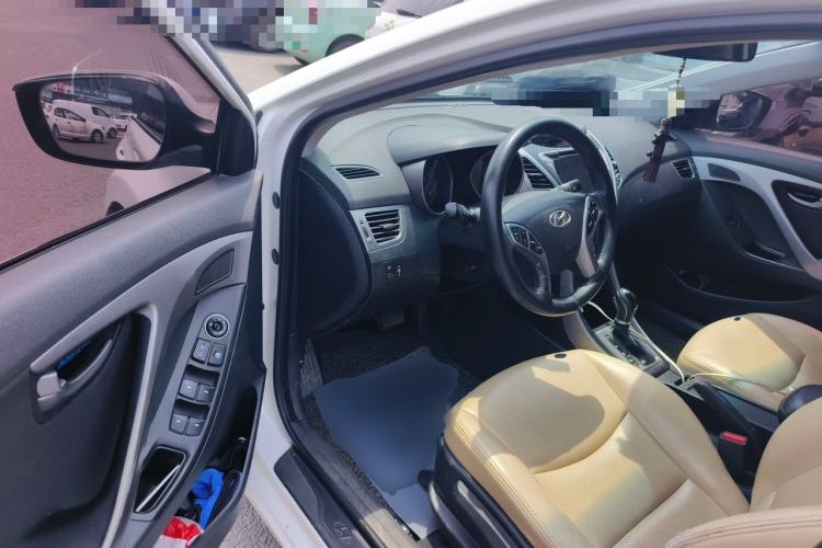 Used Hyundai Elantra (5th Generation / Langdong) 2012 1.6L Automatic Fashion Edition Driver Seat