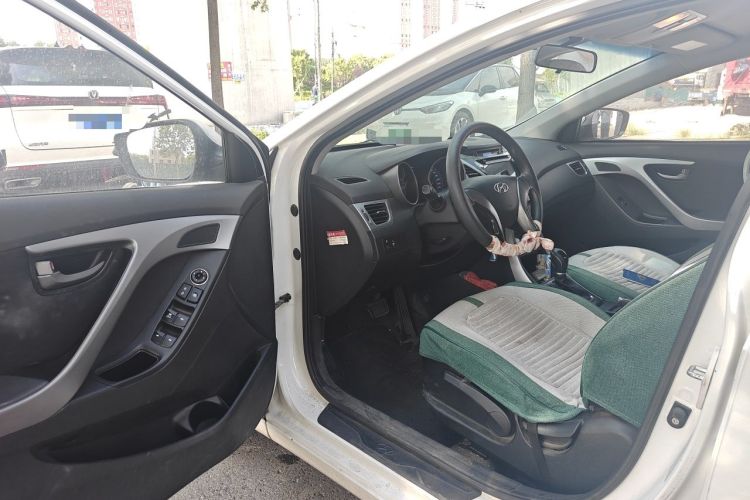 Used Hyundai Elantra (5th Generation / Langdong) 2012 1.6L Automatic Fashion Edition Driver Seat