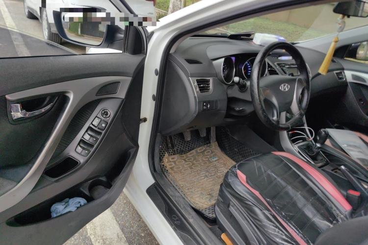 Used Hyundai Elantra (5th Generation / Langdong) 2012 1.6L Manual Leading Model Driver Seat