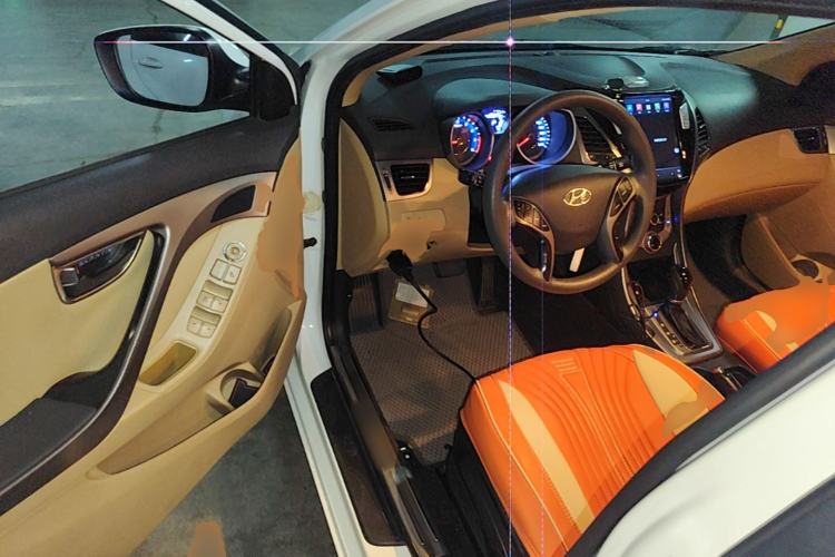 Used Hyundai Elantra (5th Generation / Langdong) 2012 1.6L Automatic Fashion Edition Driver Seat