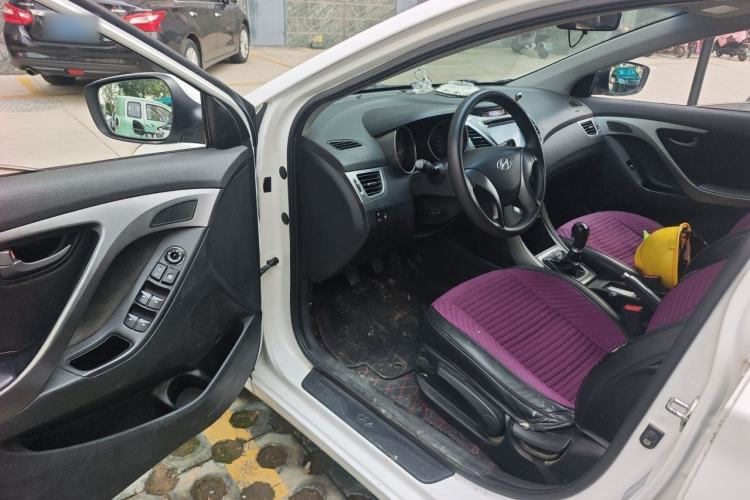 Used Hyundai Elantra (5th Generation / Langdong) 2012 1.6L Manual Fashion Edition Driver Seat