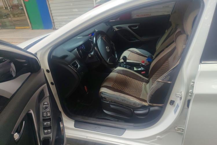 Used Hyundai Elantra (5th Generation / Langdong) 2012 1.6L Manual Leading Model Driver Seat