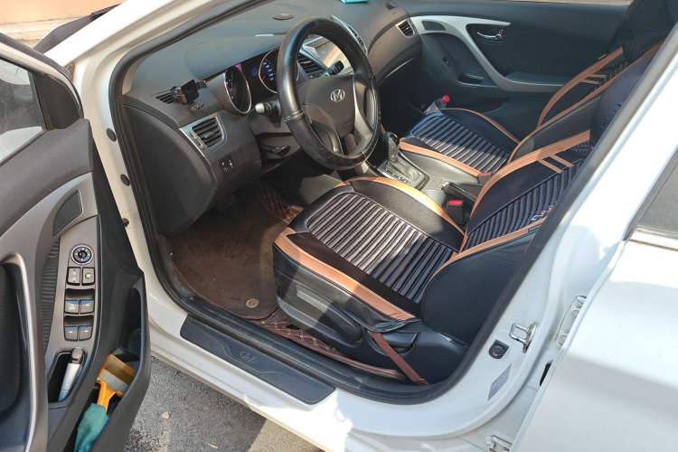Used Hyundai Elantra (5th Generation / Langdong) 2012 1.6L Automatic Leading Model Driver Seat