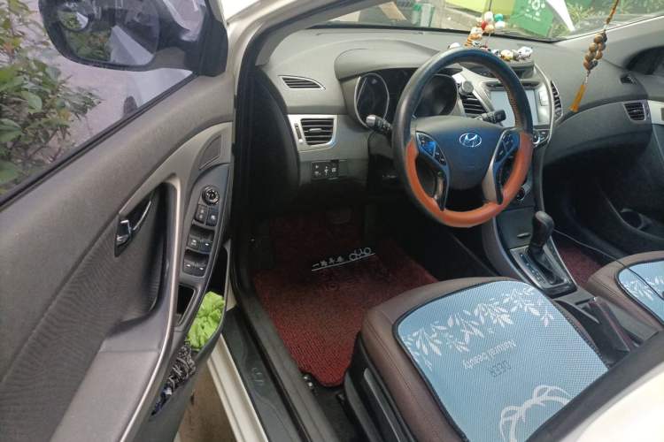 Used Hyundai Elantra (5th Generation / Langdong) 2012 1.6L Automatic Leading Model Driver Seat