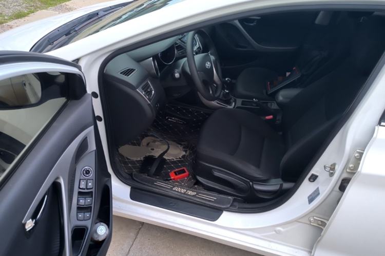 Used Hyundai Elantra (5th Generation / Langdong) 2012 1.6L Manual Leading Model Driver Seat