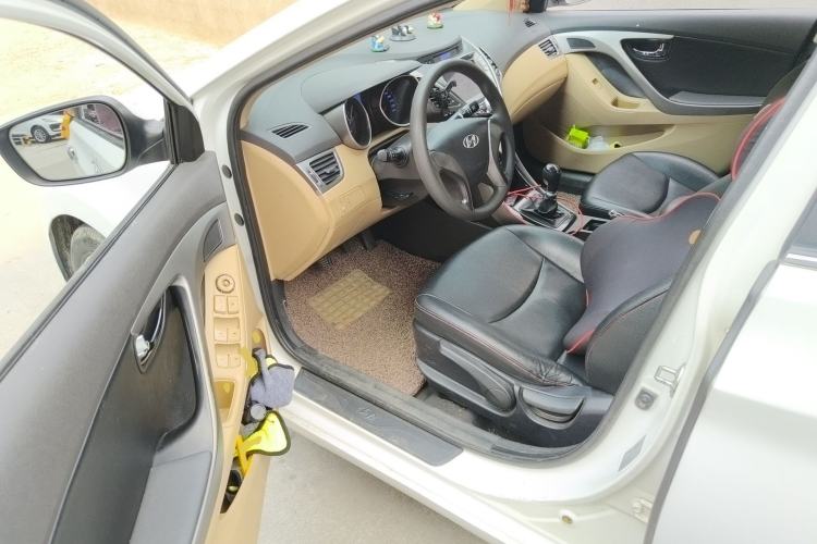 Used Hyundai Elantra (5th Generation / Langdong) 2012 1.6L Manual Leading Model Driver Seat