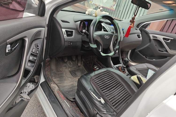 Used Hyundai Elantra (5th Generation / Langdong) 2012 1.6L Manual Leading Model Driver Seat