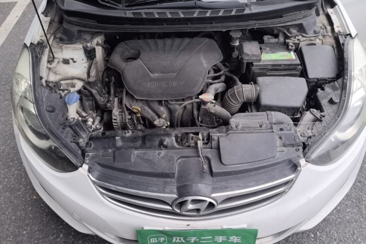 Used Hyundai Elantra (5th Generation / Langdong) 2012 1.6L Manual Leading Model Engine Bay