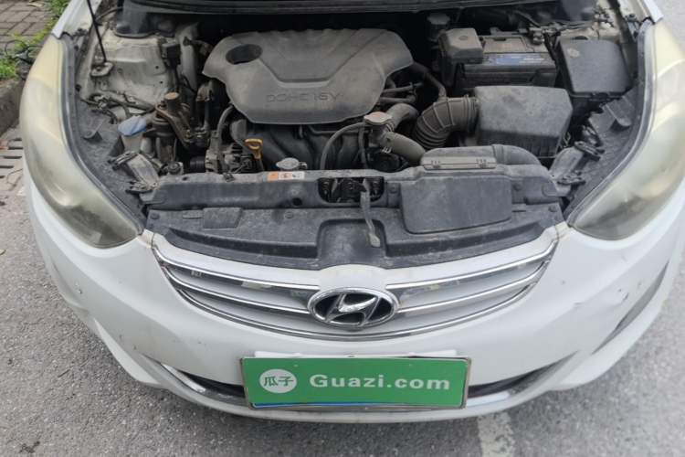 Used Hyundai Elantra (5th Generation / Langdong) 2012 1.6L Manual Leading Model Engine Bay