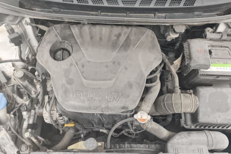 Used Hyundai Elantra (5th Generation / Langdong) 2012 1.6L Manual Leading Model Engine Bay