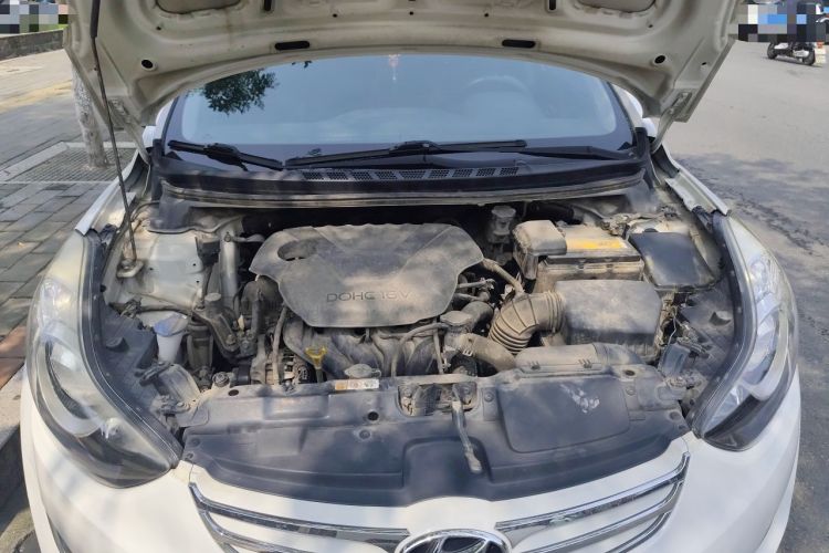 Used Hyundai Elantra (5th Generation / Langdong) 2012 1.6L Automatic Prestige Model Engine Bay