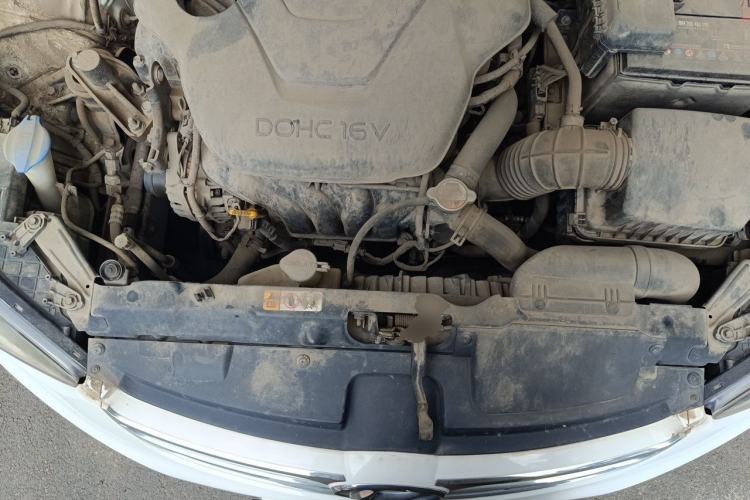 Used Hyundai Elantra (5th Generation / Langdong) 2012 1.6L Manual Leading Model Engine Bay