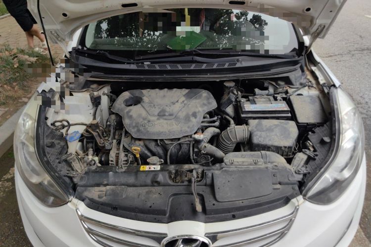 Used Hyundai Elantra (5th Generation / Langdong) 2012 1.6L Manual Leading Model Engine Bay