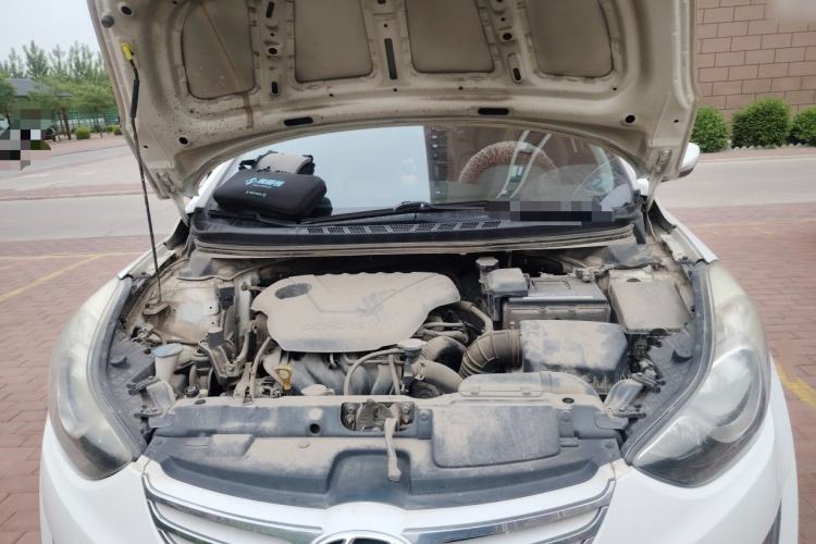Used Hyundai Elantra (5th Generation / Langdong) 2012 1.6L Manual Leading Model Engine Bay