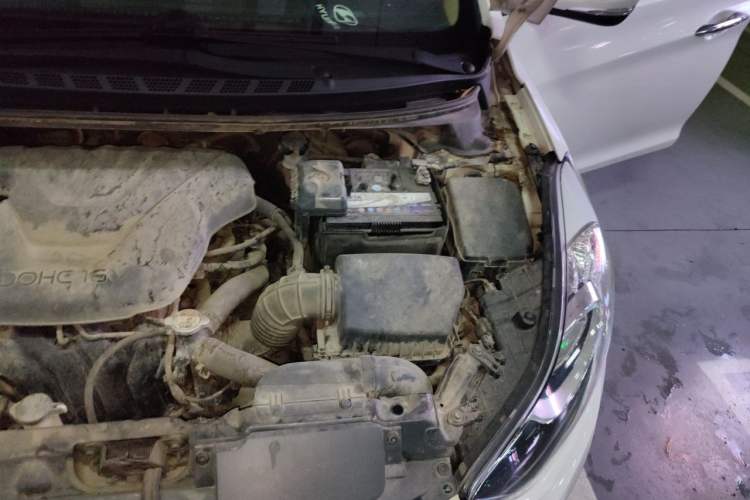 Used Hyundai Elantra (5th Generation / Langdong) 2012 1.6L Manual Leading Model Engine Bay Left