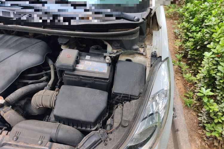 Used Hyundai Elantra (5th Generation / Langdong) 2012 1.6L Automatic Fashion Edition Engine Bay Left