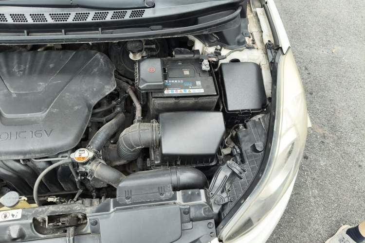 Used Hyundai Elantra (5th Generation / Langdong) 2012 1.6L Automatic Leading Model Engine Bay Left