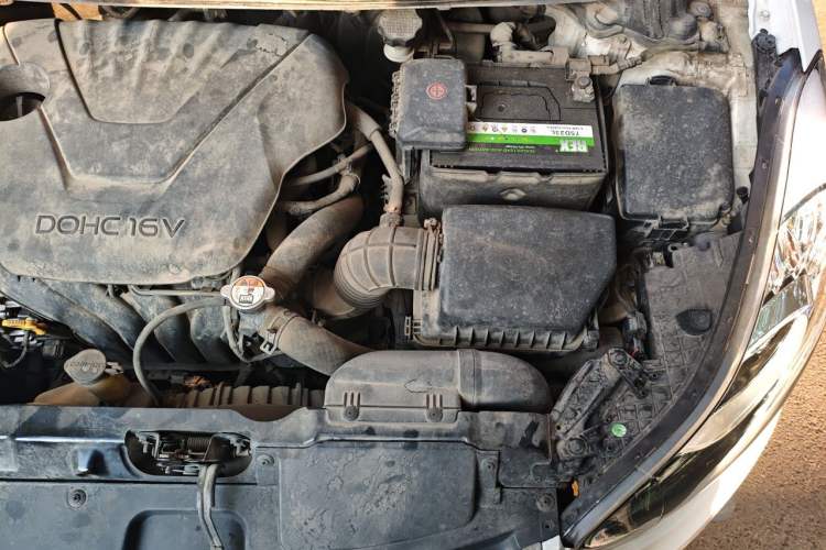 Used Hyundai Elantra (5th Generation / Langdong) 2012 1.6L Manual Leading Model Engine Bay Left