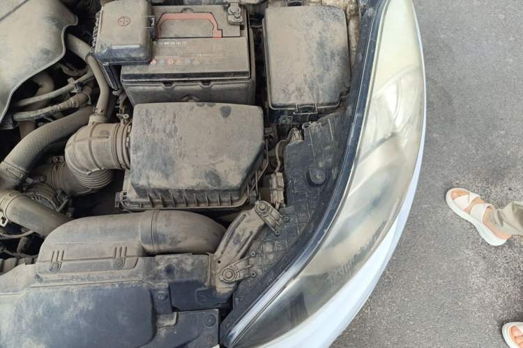 Used Hyundai Elantra (5th Generation / Langdong) 2012 1.6L Manual Leading Model Engine Bay Left