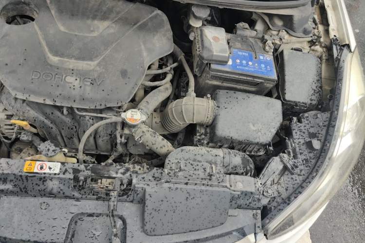 Used Hyundai Elantra (5th Generation / Langdong) 2012 1.6L Automatic Prestige Model Engine Bay Left