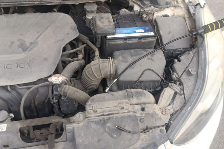 Used Hyundai Elantra (5th Generation / Langdong) 2012 1.6L Automatic Fashion Edition Engine Bay Left