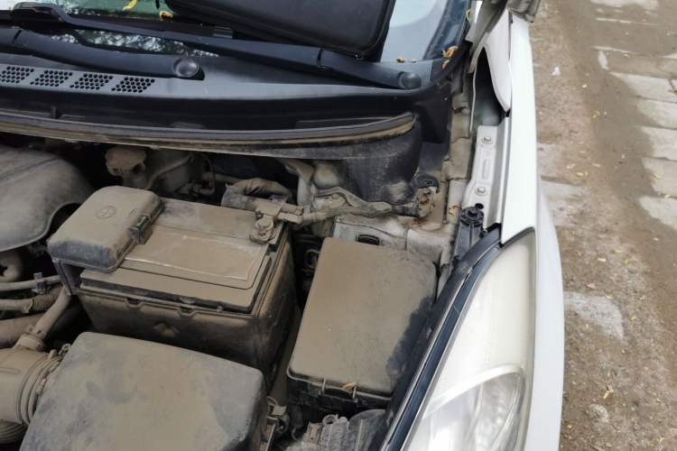 Used Hyundai Elantra (5th Generation / Langdong) 2012 1.6L Manual Leading Model Engine Bay Left