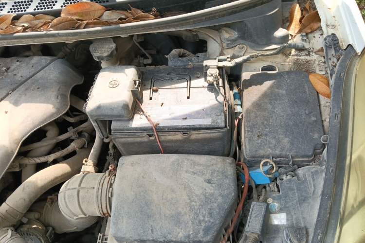 Used Hyundai Elantra (5th Generation / Langdong) 2012 1.6L Automatic Prestige Model Engine Bay Left