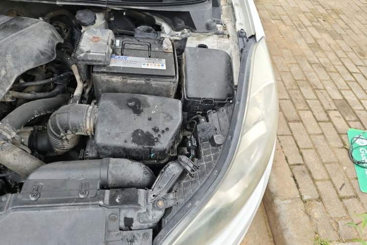 Used Hyundai Elantra (5th Generation / Langdong) 2012 1.6L Manual Leading Model Engine Bay Left