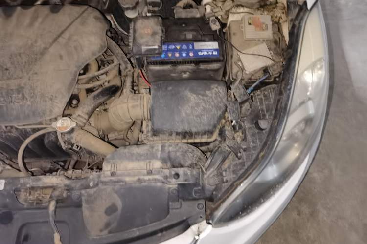 Used Hyundai Elantra (5th Generation / Langdong) 2012 1.6L Automatic Leading Model Engine Bay Left