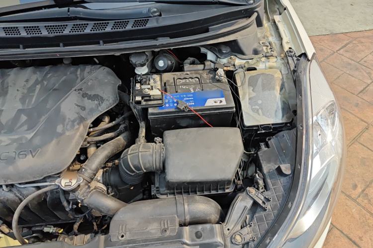 Used Hyundai Elantra (5th Generation / Langdong) 2012 1.6L Manual Fashion Edition Engine Bay Left