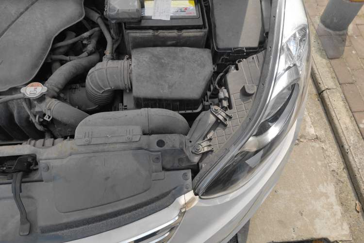 Used Hyundai Elantra (5th Generation / Langdong) 2012 1.6L Automatic Leading Model Engine Bay Left