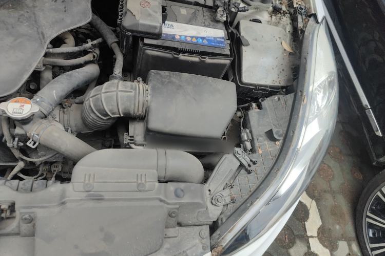 Used Hyundai Elantra (5th Generation / Langdong) 2012 1.6L Manual Leading Model Engine Bay Left