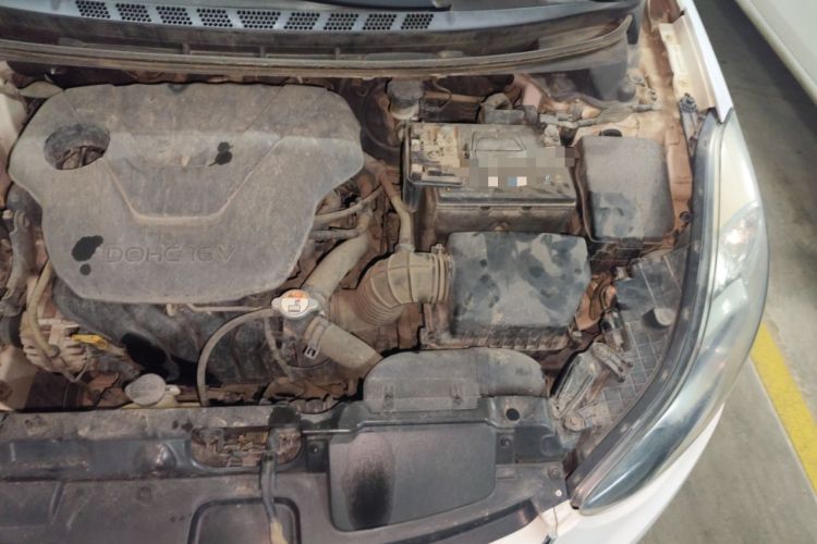 Used Hyundai Elantra (5th Generation / Langdong) 2012 1.6L Manual Leading Model Engine Bay Left