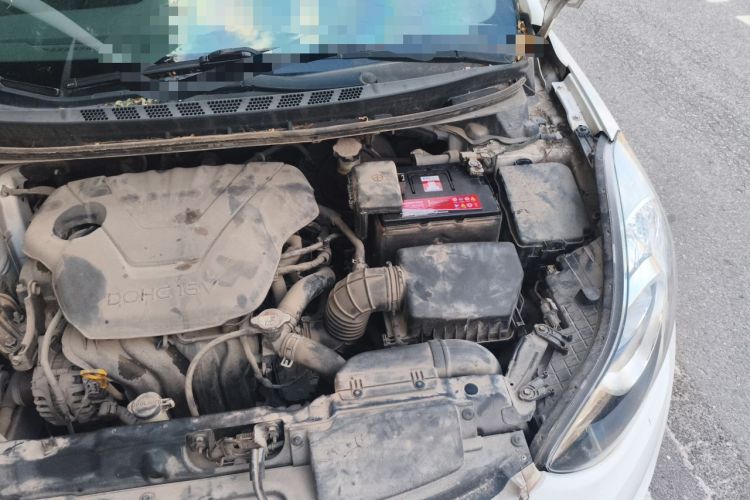 Used Hyundai Elantra (5th Generation / Langdong) 2012 1.6L Manual Leading Model Engine Bay Left