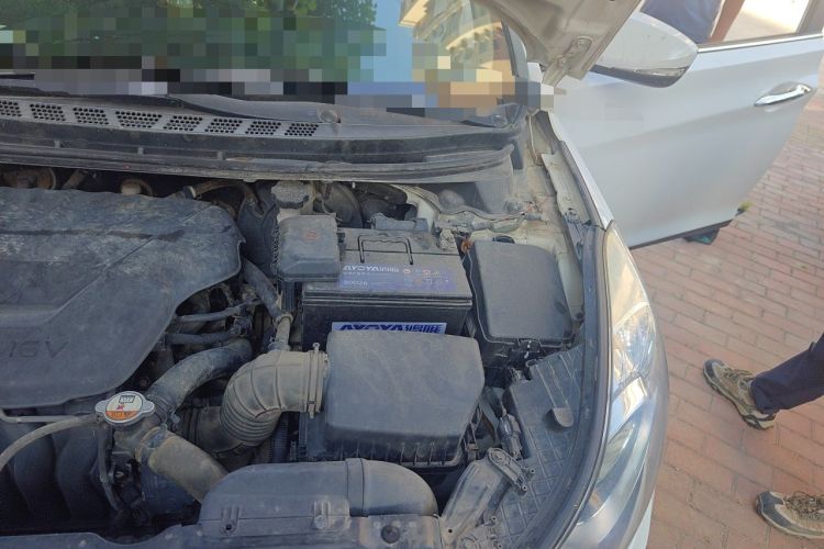 Used Hyundai Elantra (5th Generation / Langdong) 2012 1.6L Automatic Leading Model Engine Bay Left