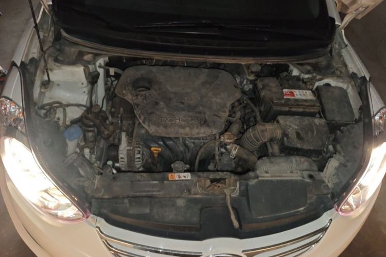 Used Hyundai Elantra (5th Generation / Langdong) 2012 1.6L Manual Leading Model Engine Bay