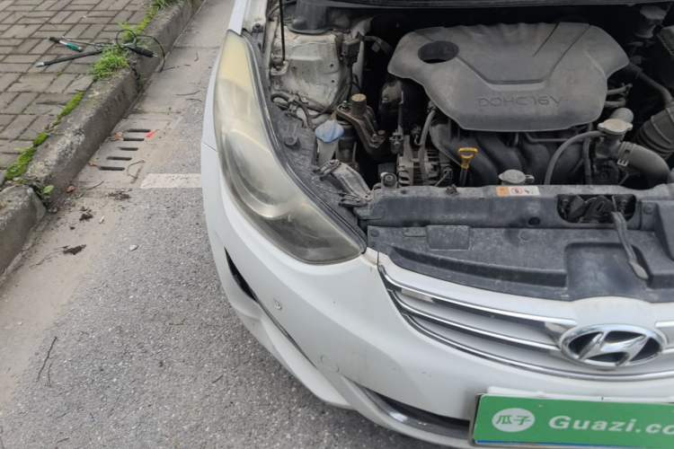 Used Hyundai Elantra (5th Generation / Langdong) 2012 1.6L Manual Leading Model Engine Bay Right