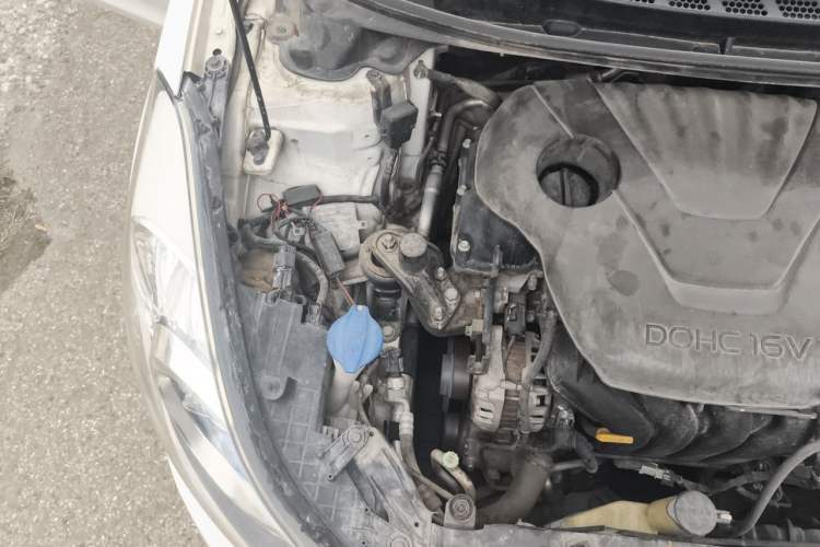 Used Hyundai Elantra (5th Generation / Langdong) 2012 1.6L Manual Leading Model Engine Bay Right