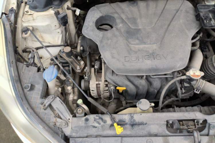 Used Hyundai Elantra (5th Generation / Langdong) 2012 1.6L Manual Leading Model Engine Bay Right