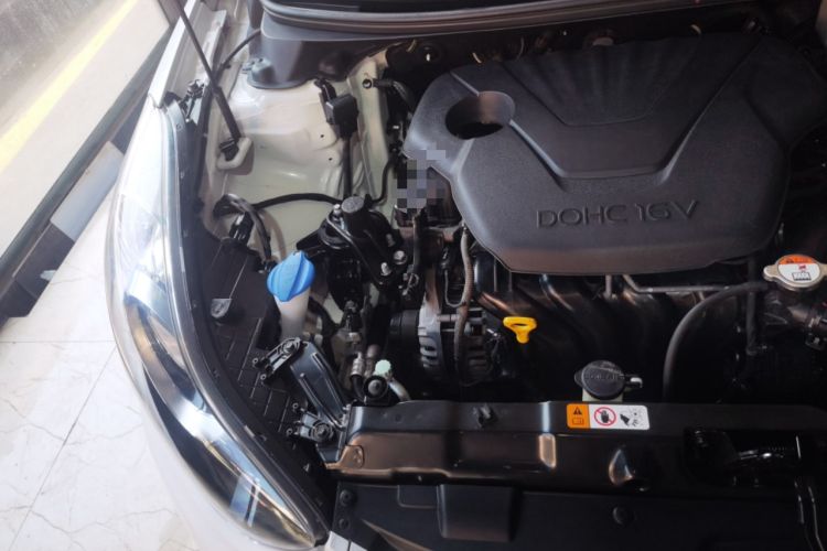 Used Hyundai Elantra (5th Generation / Langdong) 2012 1.6L Automatic Fashion Edition Engine Bay Right