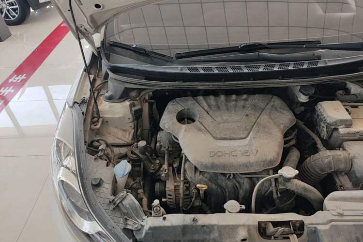 Used Hyundai Elantra (5th Generation / Langdong) 2012 1.6L Manual Leading Model Engine Bay Right