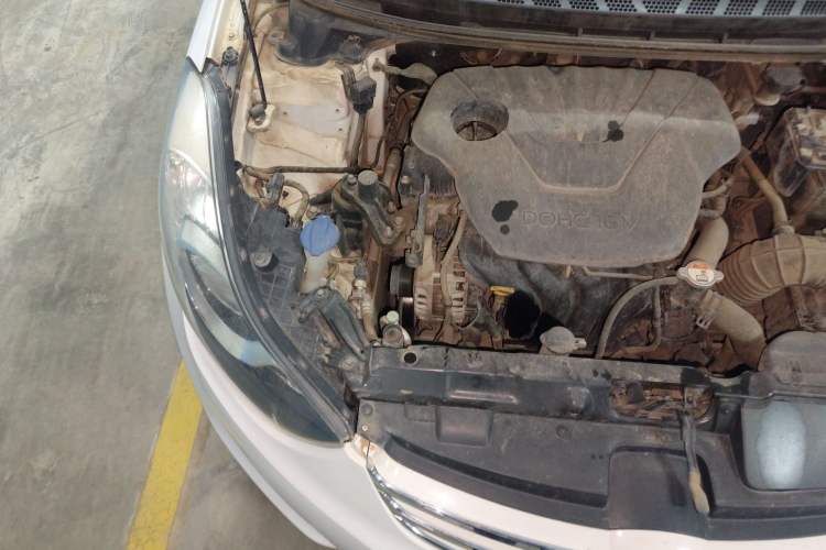 Used Hyundai Elantra (5th Generation / Langdong) 2012 1.6L Manual Leading Model Engine Bay Right