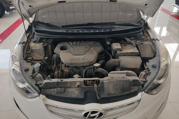 Used Hyundai Elantra (5th Generation / Langdong) 2012 1.6L Manual Leading Model Engine Bay