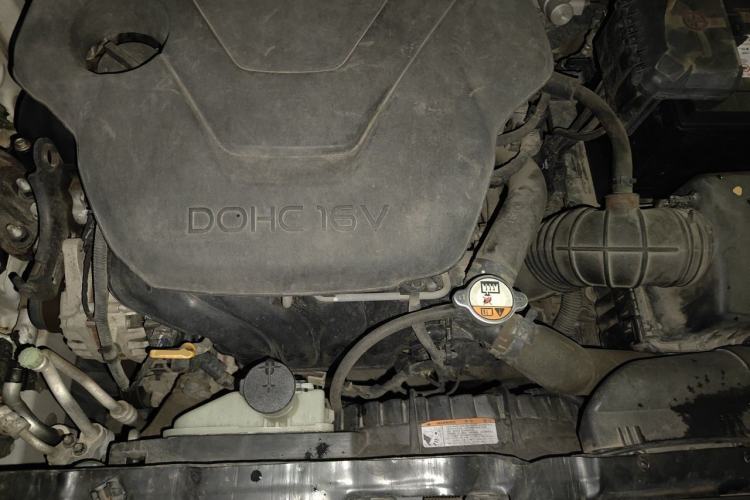 Used Hyundai Elantra (5th Generation / Langdong) 2012 1.6L Automatic Prestige Model Engine Bay