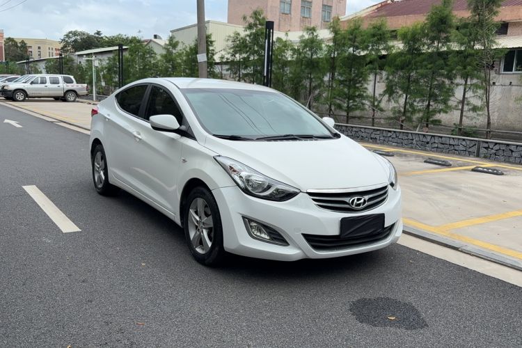 Used Hyundai Elantra (5th Generation / Langdong) 2012 1.6L Automatic Fashion Edition Exterior 1